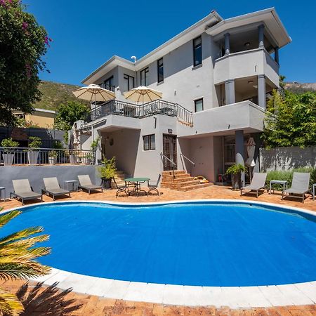 Maartens Guesthouse Cape Town Exterior photo