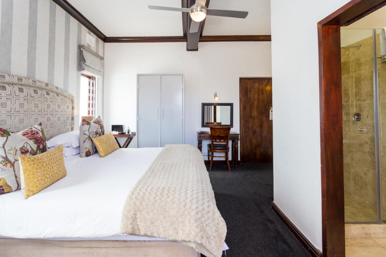 Maartens Guesthouse Cape Town Exterior photo